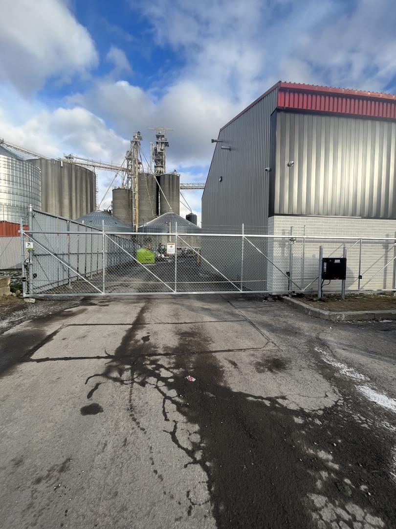 Vente de barrières motorisées, Terrebonne